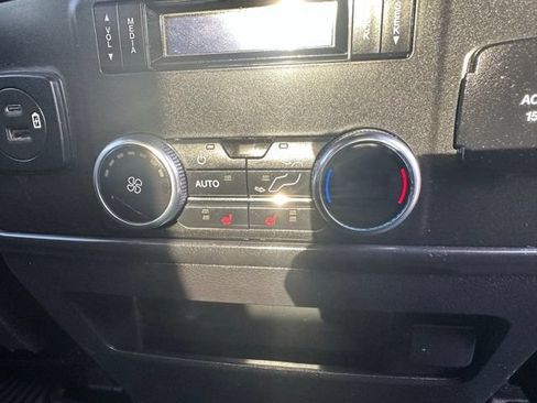 Used 2021 Ford Expedition Limited AWD/4WD image 19