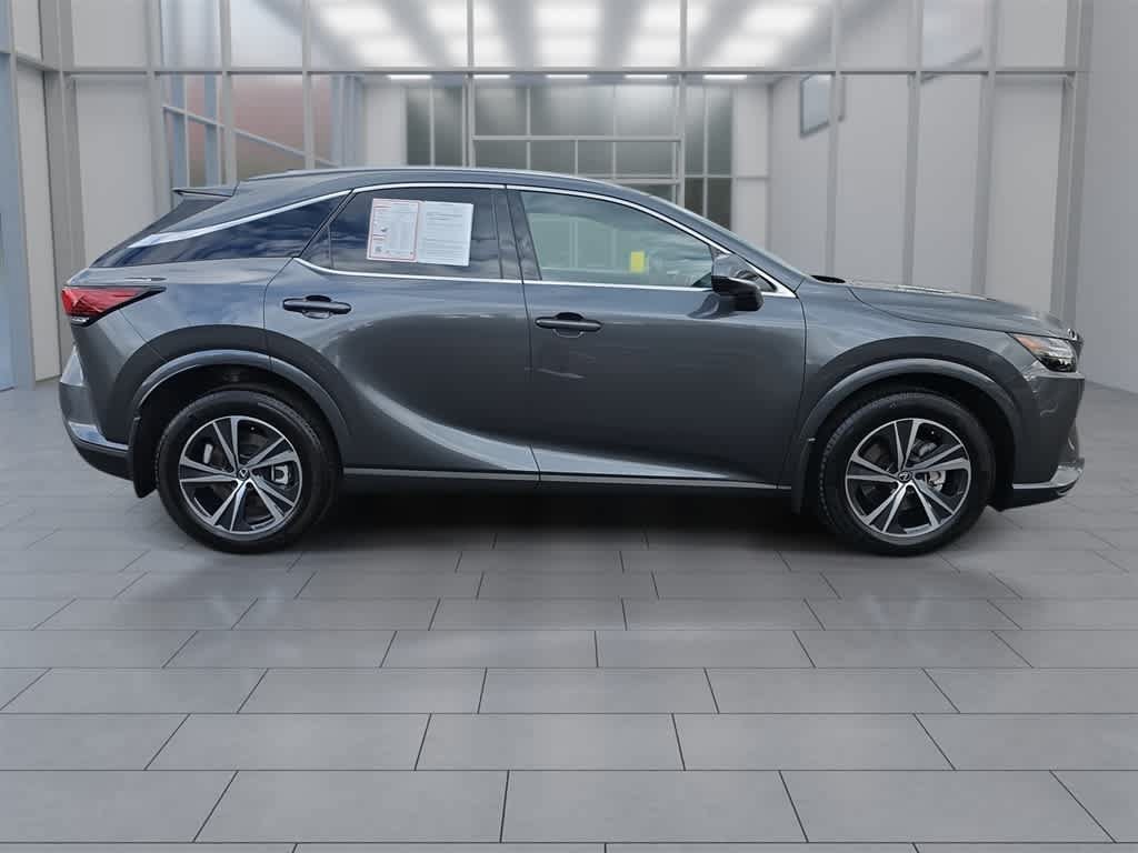 Used 2024 Lexus RX 350h w/ Convenience Package AWD/4WD image 2