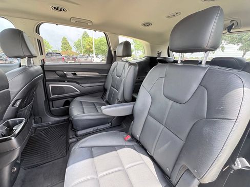 Used 2022 Kia Telluride EX w/ EX Premium Package AWD/4WD image 7