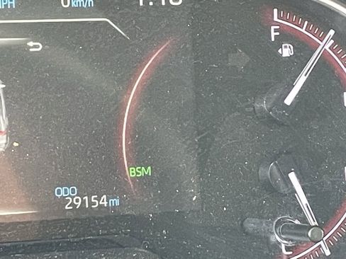 Used 2021 Toyota RAV4 Limited image 10