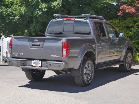 Used 2020 Nissan Frontier PRO-4X w/ Pro-4x Utility Package AWD/4WD image 21