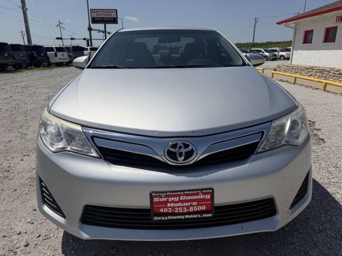 Used 2012 Toyota Camry LE FWD image 8