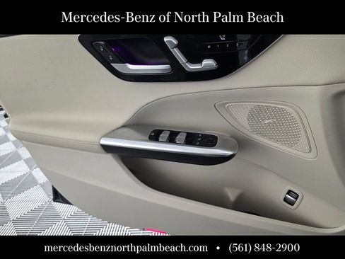 Certified 2023 Mercedes-Benz C 300 4MATIC Sedan image 23
