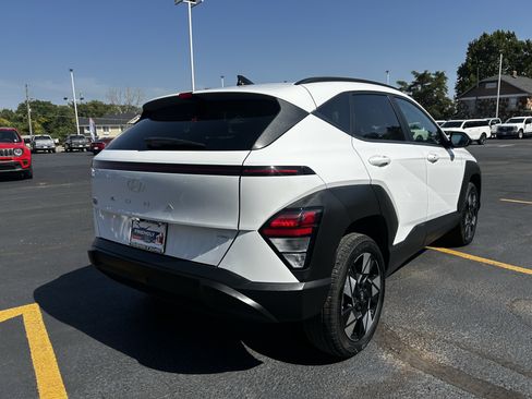 Used 2025 Hyundai Kona SEL AWD/4WD image 7