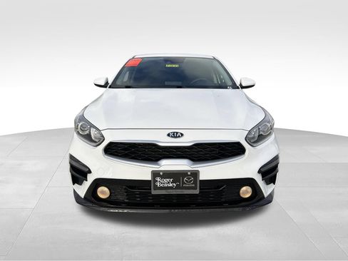 Used 2020 Kia Forte LXS FWD image 2