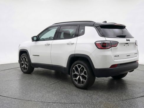 Used 2025 Jeep Compass Limited AWD/4WD image 6