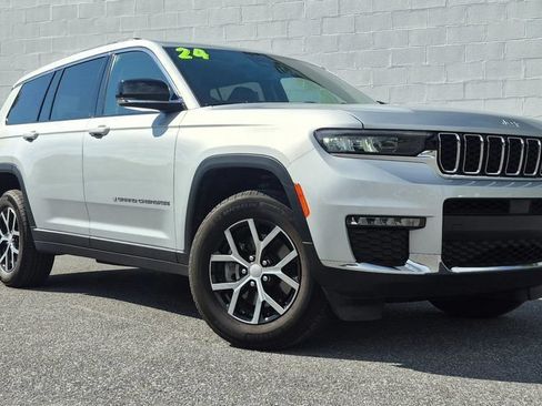 Used 2024 Jeep Grand Cherokee L Limited AWD/4WD image 26