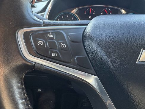 Used 2016 Chevrolet Malibu LT image 16