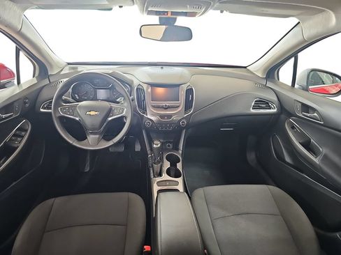 Used 2017 Chevrolet Cruze LT w/ Convenience Package FWD image 11