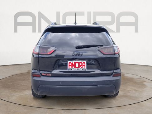Used 2020 Jeep Cherokee Latitude Plus FWD image 11