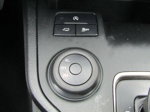 Used 2021 Ford Ranger XL w/ Equipment Group 101A High AWD/4WD image 29