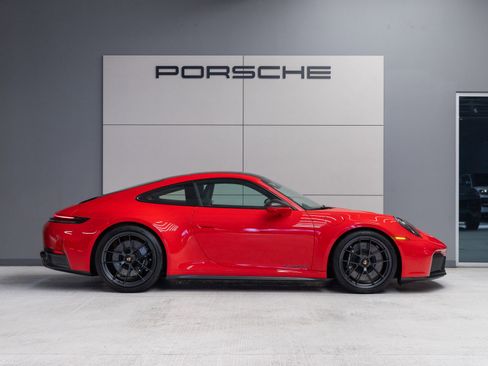Certified 2025 Porsche 911 Carrera GTS image 8