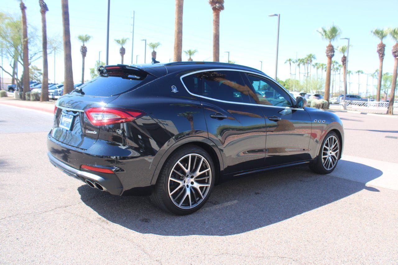 Used 2019 Maserati Levante GTS AWD/4WD image 6