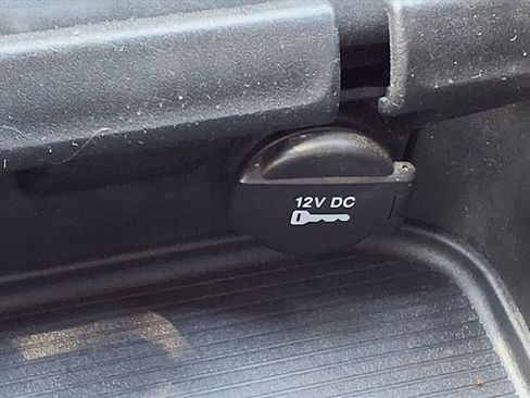 Used 2016 RAM 1500 Limited image 20