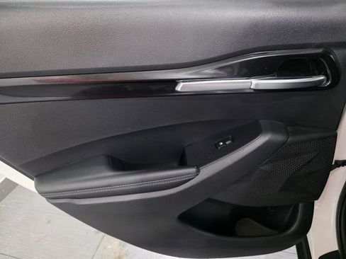 Used 2024 Kia Seltos S image 11