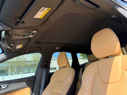 Used 2021 Volvo XC60 T5 Inscription w/ Advanced Package image 8