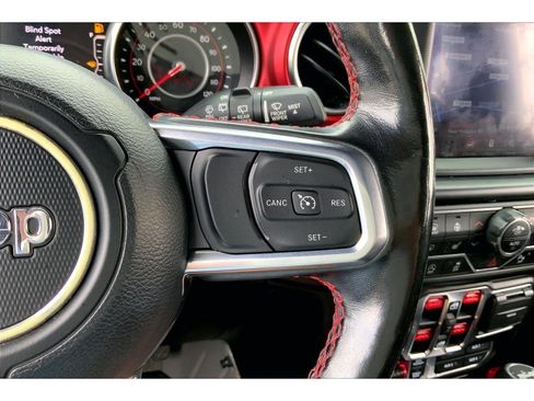 Used 2021 Jeep Wrangler Unlimited Rubicon AWD/4WD image 18
