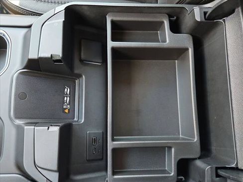 Used 2024 GMC Sierra 3500 Denali w/ Denali Reserve Package image 14