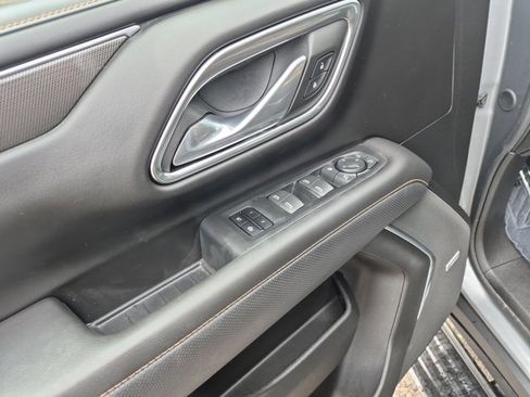 Used 2023 GMC Yukon AT4 AWD/4WD image 15