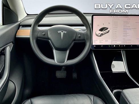 Used 2020 Tesla Model Y Long Range image 5