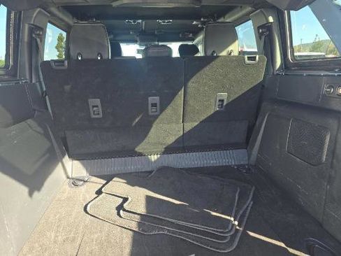 Used 2025 Ford Bronco Outer Banks image 9