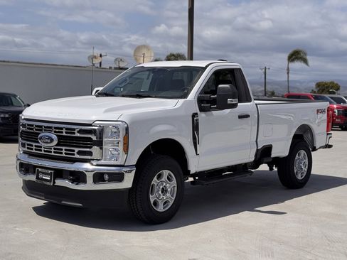 New 2025 Ford F350 XLT w/ FX4 Off-Road Package image 7