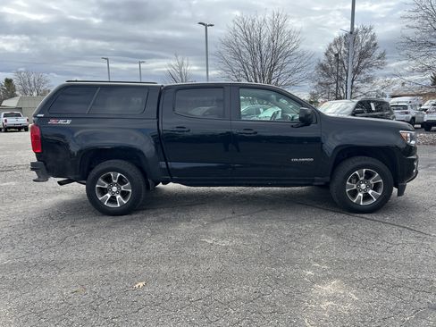 Used 2017 Chevrolet Colorado Z71 AWD/4WD image 7