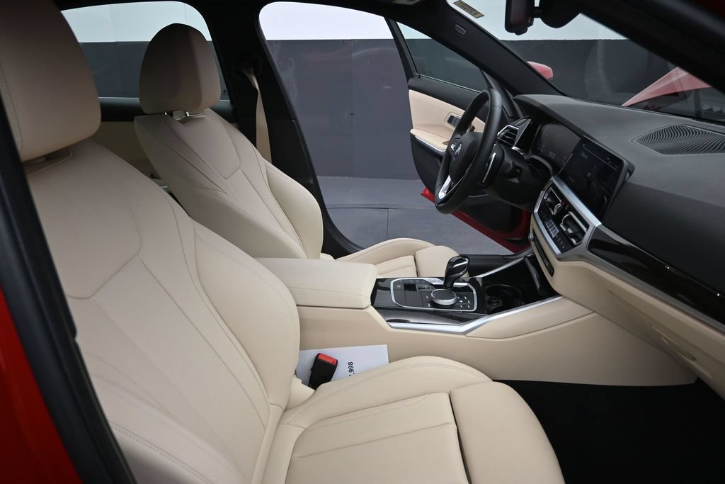 Used 2020 BMW 330i xDrive Sedan w/ Premium Package AWD/4WD image 21