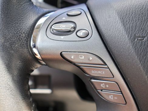 Used 2024 Nissan Murano SV FWD image 12