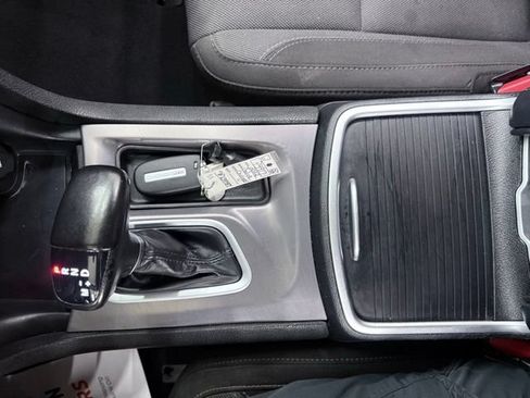 Used 2022 Dodge Charger SXT RWD image 25