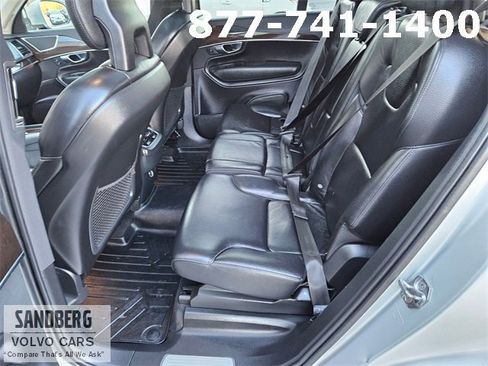 Used 2017 Volvo XC90 T6 Momentum w/ Vision Package image 15
