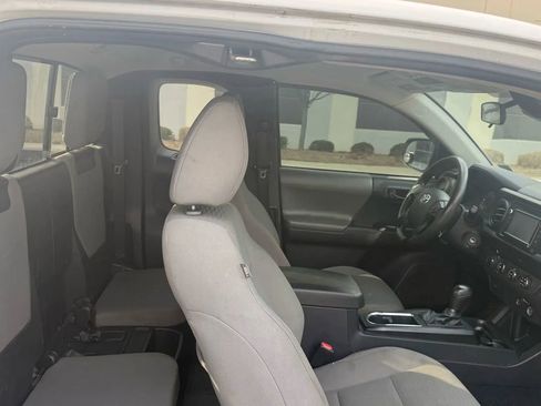 Used 2019 Toyota Tacoma SR w/ SX Package image 13