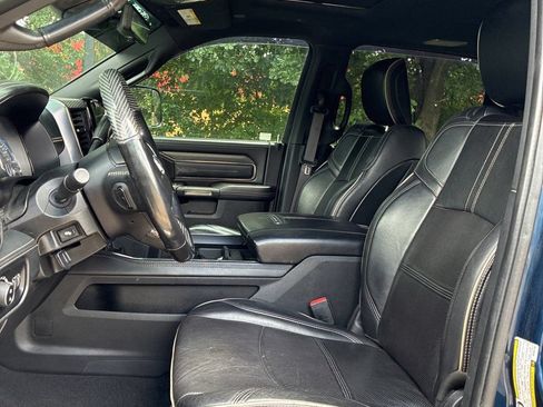 Used 2021 RAM 2500 Limited AWD/4WD image 2