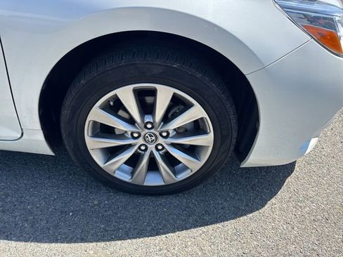 Used 2017 Toyota Camry XLE w/ Advanced Technology Package FWD image 9
