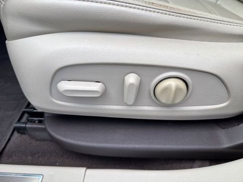 Used 2017 GMC Acadia Denali w/ Technology Package image 11