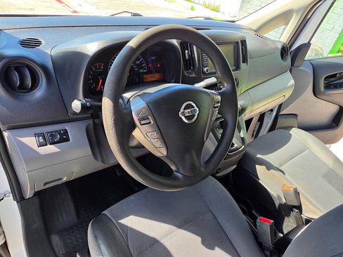 Used 2017 Nissan NV200 SV w/ Technology Package FWD image 34
