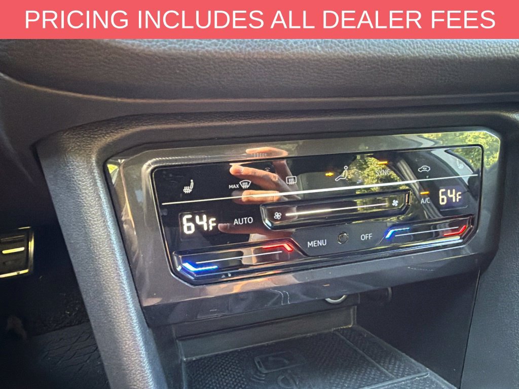 Used 2024 Volkswagen Tiguan SE R-Line AWD/4WD image 14