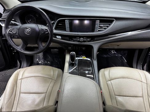 Used 2019 Buick Enclave Essence image 39