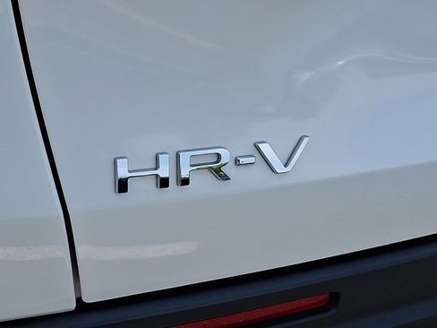 Used 2024 Honda HR-V LX image 30