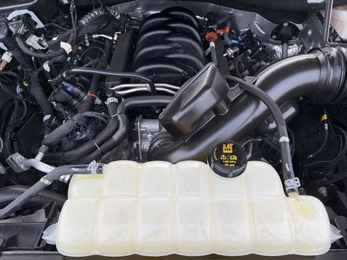 Used 2024 Ford F150 XLT w/ Equipment Group 302A MID image 32