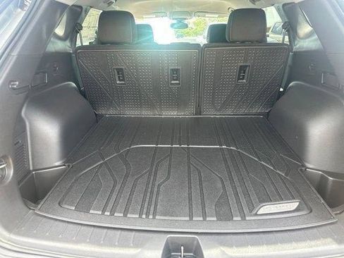 New 2026 Chevrolet Blazer LT w/ Convenience Package FWD image 29