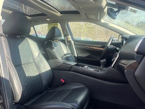 Used 2017 Nissan Maxima Platinum image 30