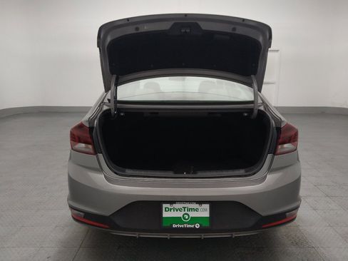 Used 2020 Hyundai Elantra SE FWD image 29