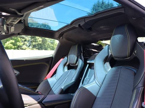 Used 2020 Chevrolet Corvette Stingray Premium Cpe w/ 3LT Preferred Equipment Group RWD image 4