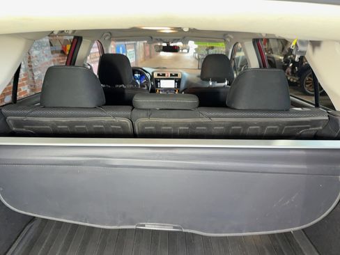 Used 2017 Subaru Outback 2.5i Premium image 74