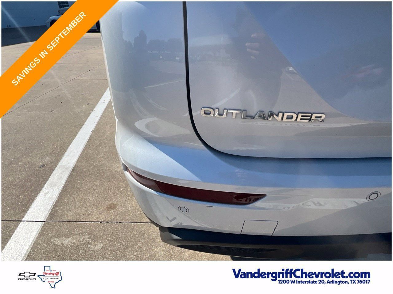 Used 2024 Mitsubishi Outlander ES FWD image 10