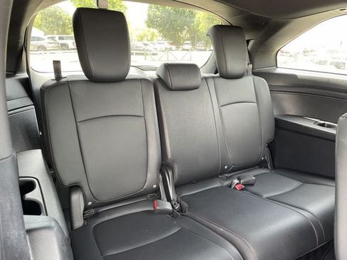 Used 2025 Honda Odyssey Sport-L image 29