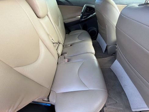 Used 2012 Toyota RAV4 FWD image 30