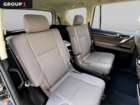 Used 2023 Lexus GX 460 Premium AWD/4WD image 17