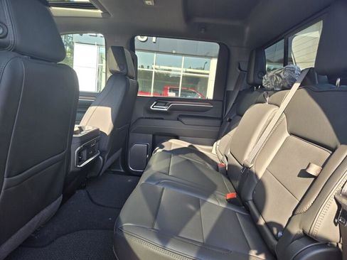 New 2026 GMC Sierra 3500 Denali w/ Denali Reserve Package AWD/4WD image 26